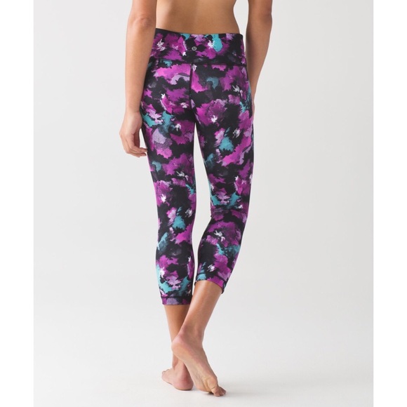 lululemon athletica Pants - Midnight Bloom Fuchsia Wunder Under Crop Leggings
